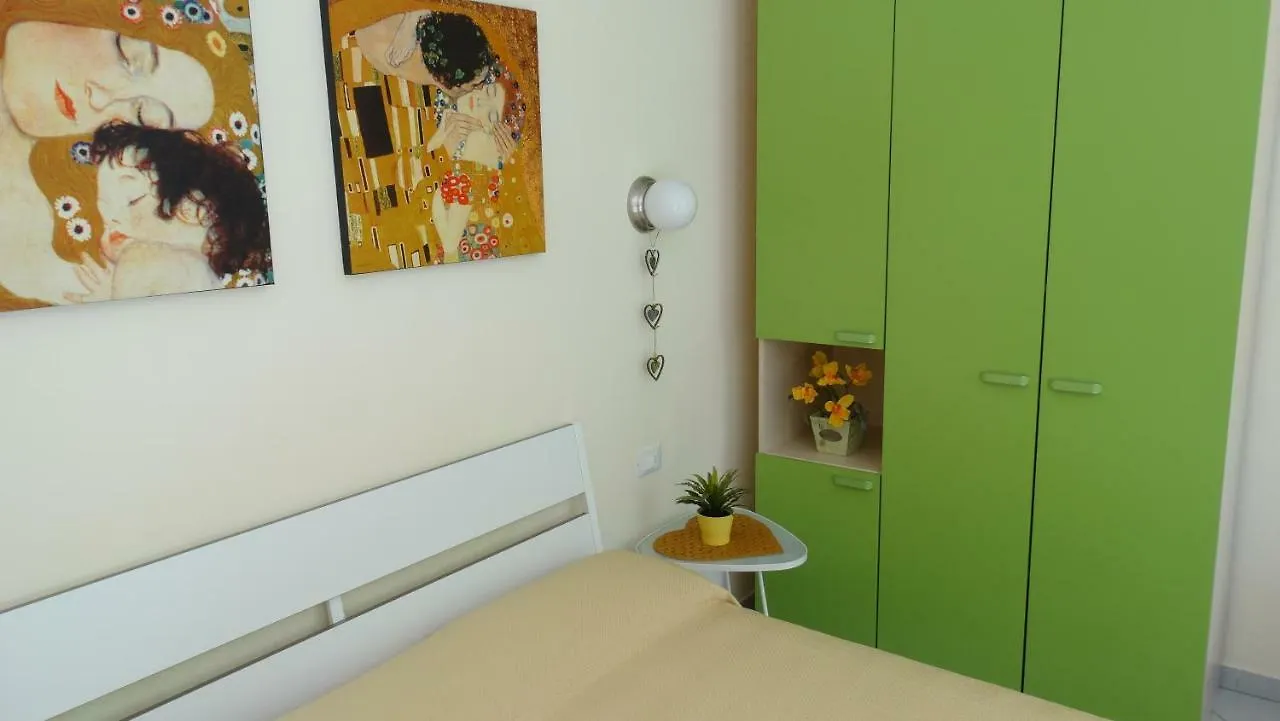 Lusso Accessibile E Servizi Lerici 0*,