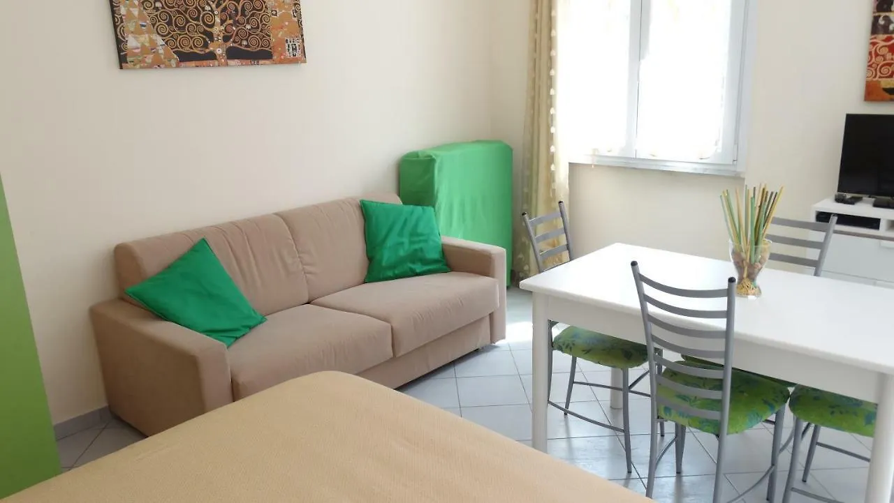 Lusso Accessibile E Servizi Lerici